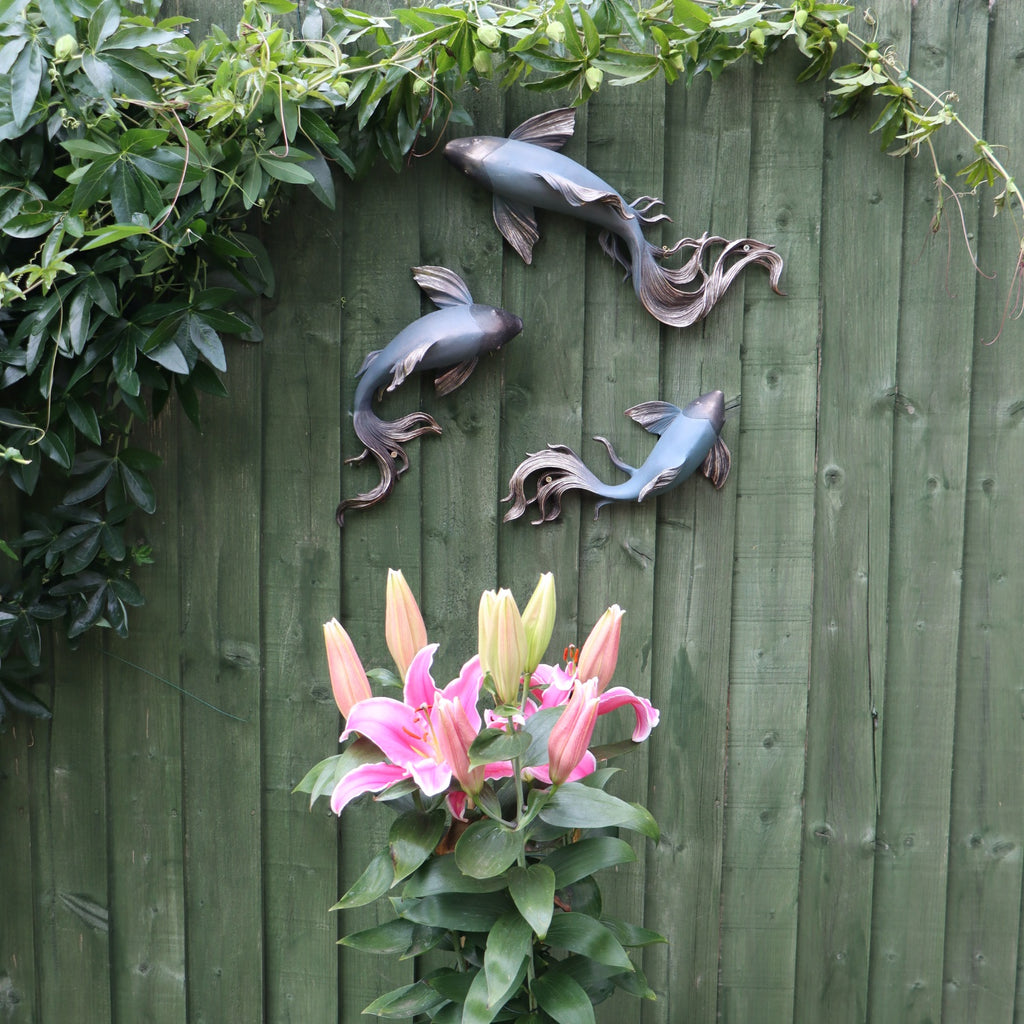 Medium and Small Bronze Fish (Pair)