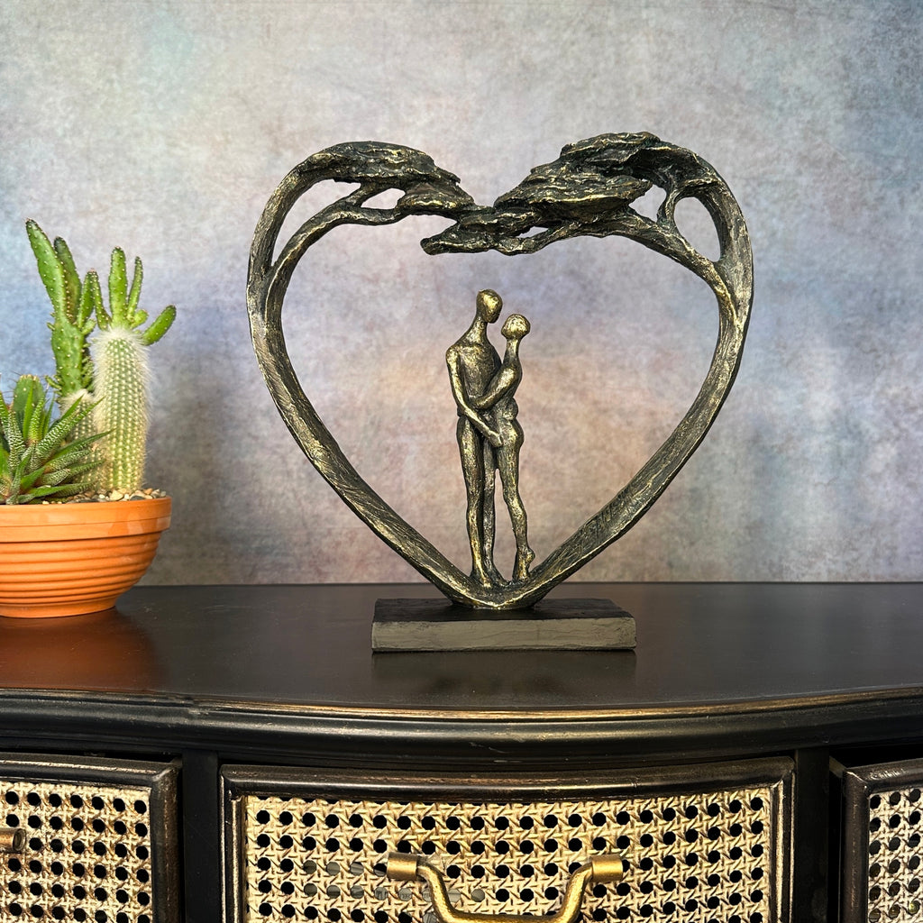 Couple Standing in Heart Tree Sculpture - Eternal Love