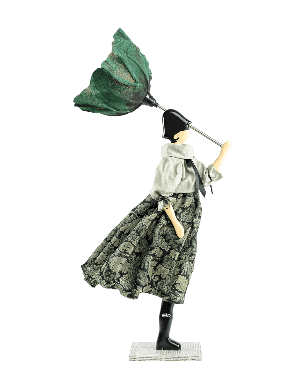 Filiana Windswept Umbrella Lady Lamp