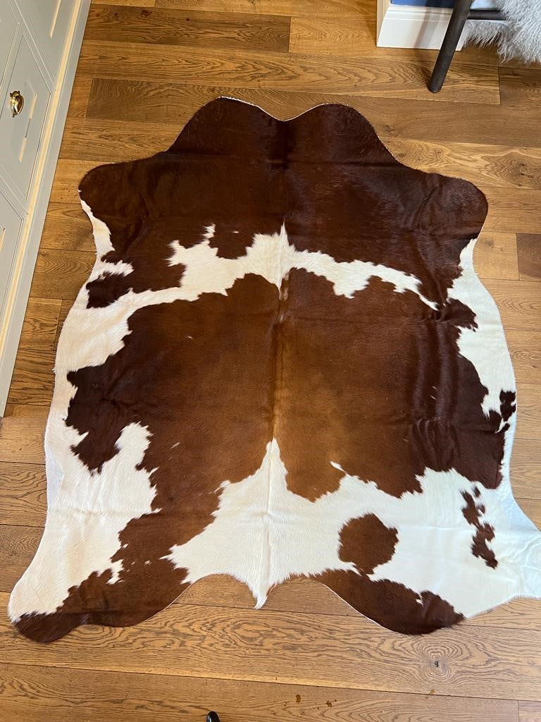 Cowhide Rug - Small Brown & White